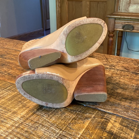 Leon Max Ellis peep toe tan leather wedge bootie - Picture 8 of 15